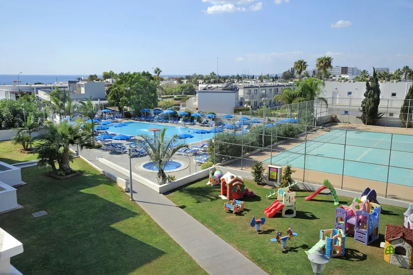 Euronapa Hotel - Image 1