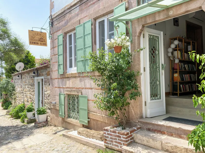 Cunda ILIOS - Image 1