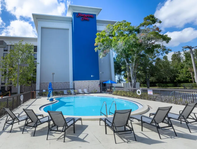 Hampton Inn Tampa-International Airport/Westshore - Image 1