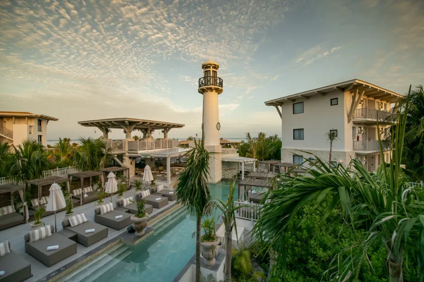 Delek Holbox - Image 1