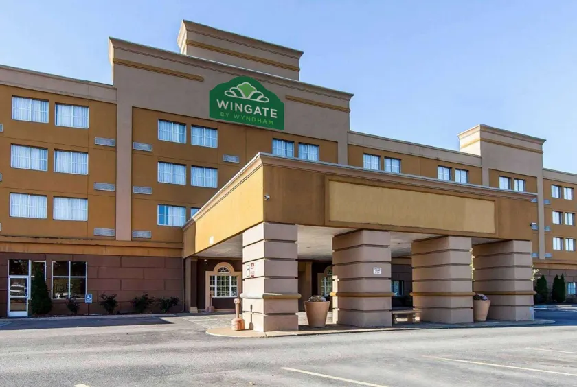 Wingate by Wyndham Marietta Conference Center Ohio - Image 1