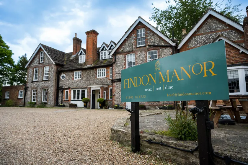 Findon Manor Hotel - Image 1