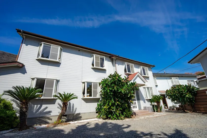 Beach Side Inn Shirahama - Image 1