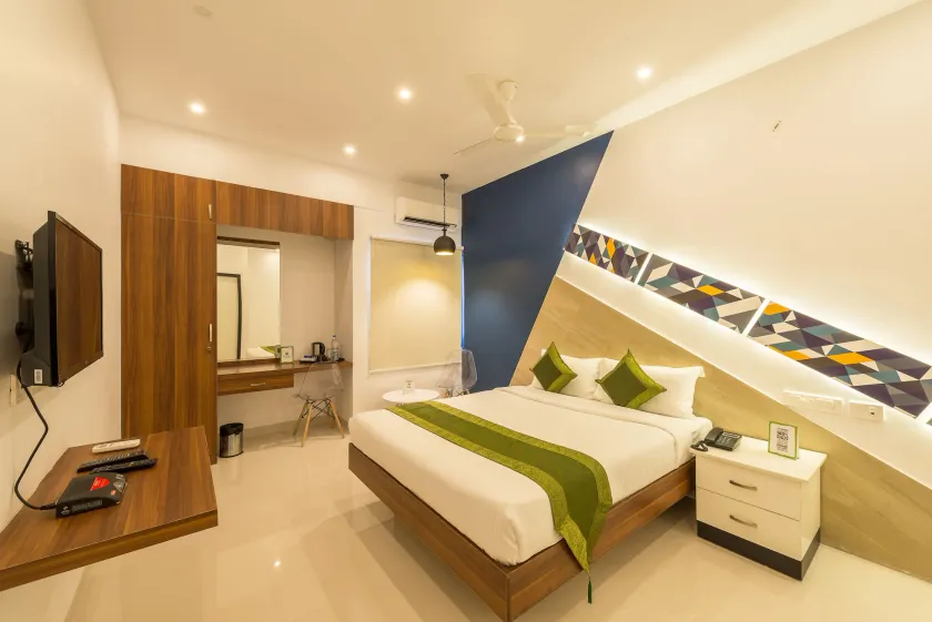 Treebo Premium Corner Stay - Image 1