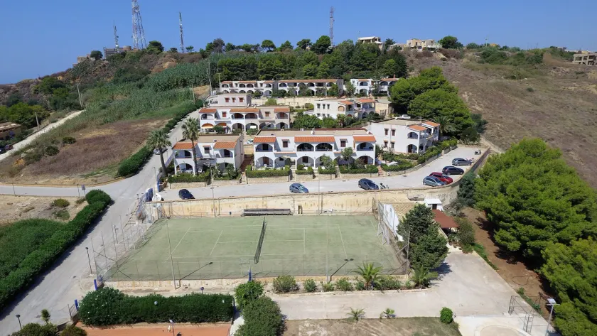 Apartment 250 Meters From the Beach With sea View - Image 1