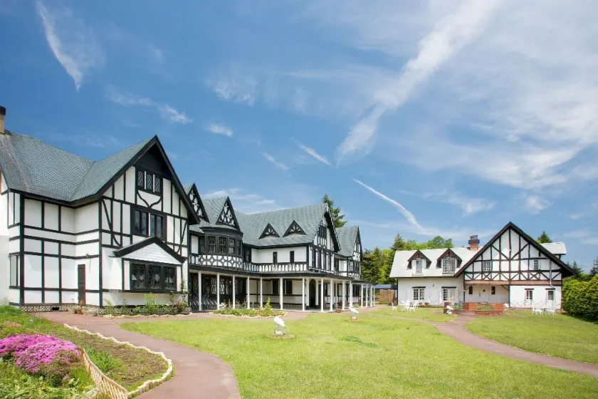 Karuizawa Hotel Longing House - Image 1