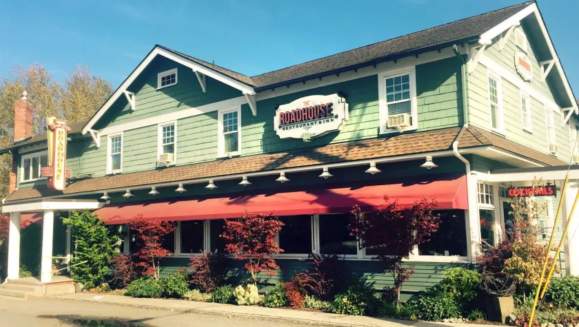 The Roadhouse Inn - Image 1