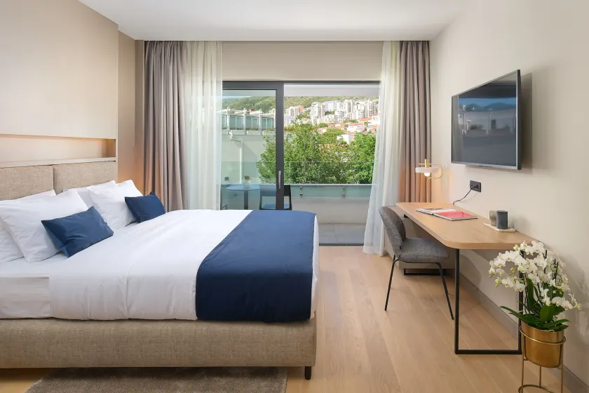 Boutique Hotel Porto - Image 1