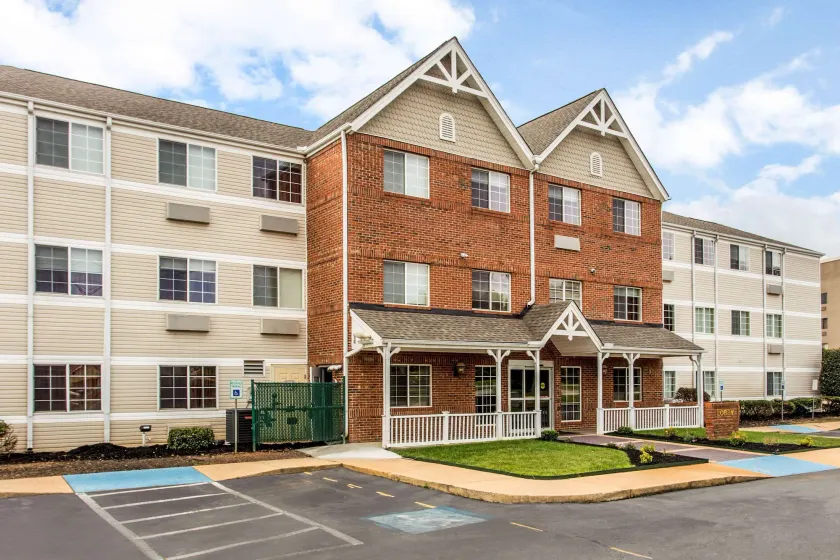 MainStay Suites Greenville Airport - Image 1