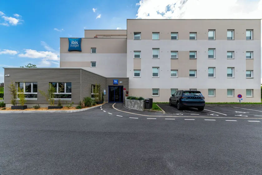 ibis budget Reims Thillois - Image 1