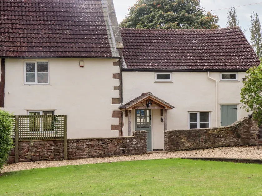 1 Whitehouse Cottages - Image 1