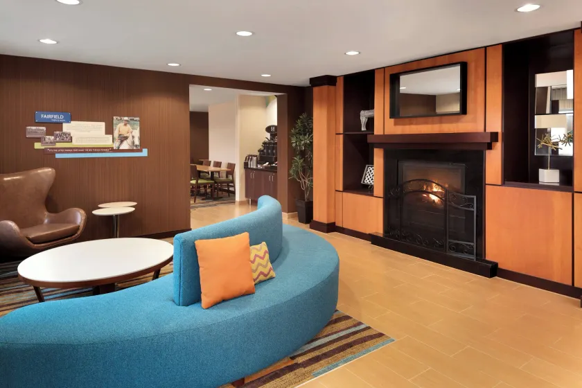 Fairfield Inn & Suites Minneapolis Bloomington/Mall of America - Image 1