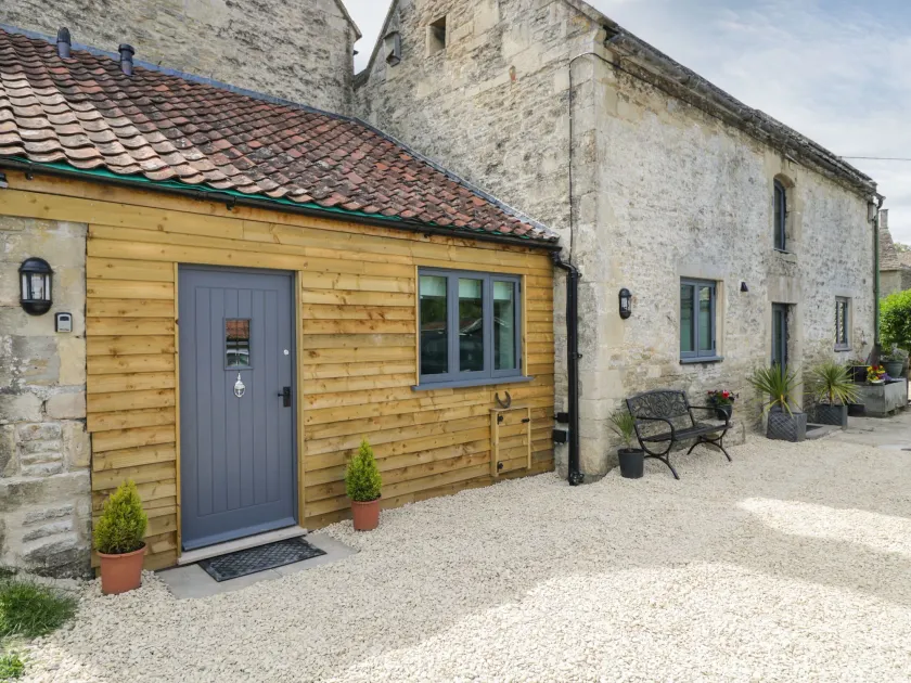 Chequers Barn - Image 1