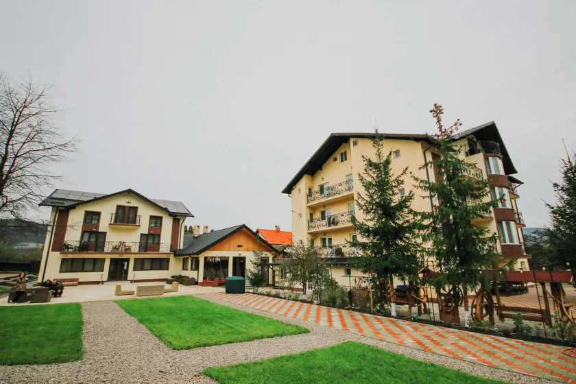 Complex Turistic Constantin Bucovina - Image 1