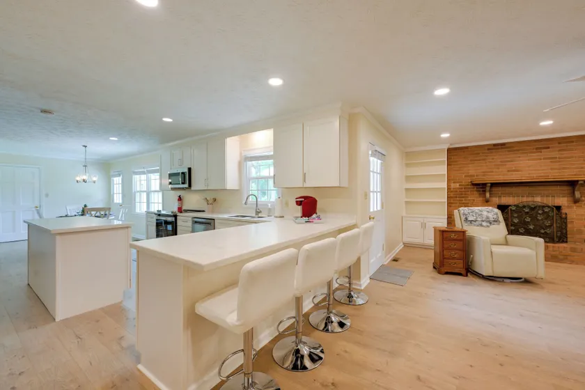 Dublin Retreat Near Golf, Weddings & Tournaments - Image 1