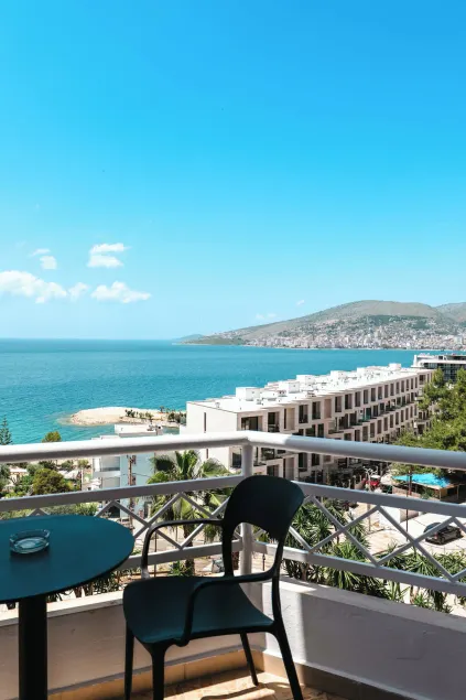 Saranda Hotel - Image 1