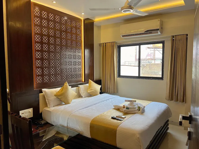 HOTEL REST INN - Image 1