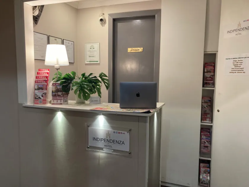 Hotel Indipendenza - Réception