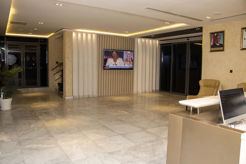 Focus Holiday Inn - Indgang