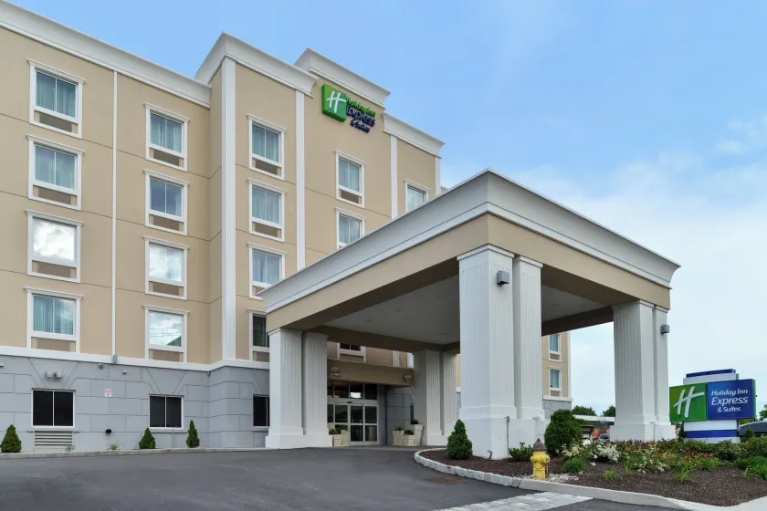 Holiday Inn Express & Suites Peekskill-Lower Hudson Valley by IHG - Image 1