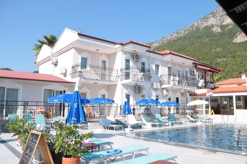 Taner Otel - Image 1