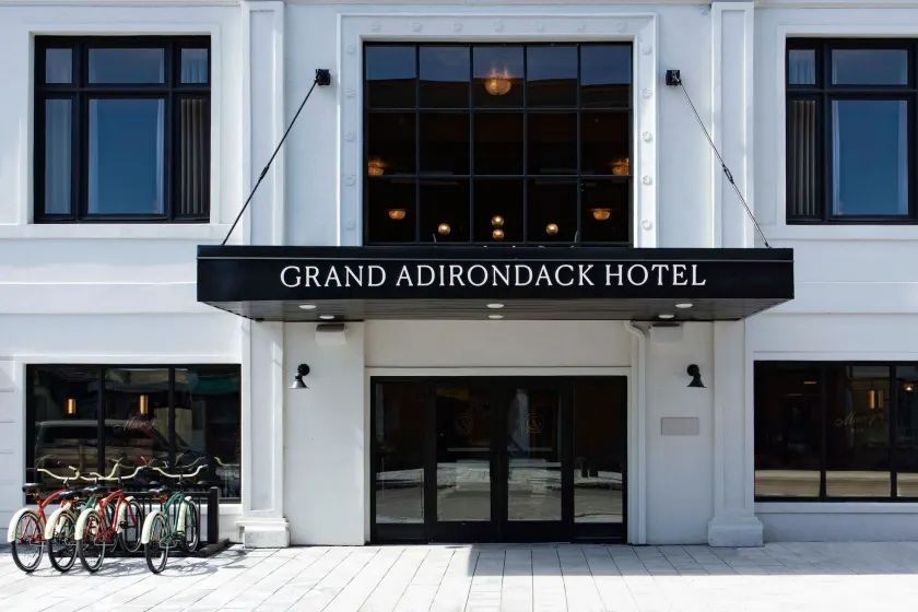 Grand Adirondack Hotel, Lake Placid, a Tribute Portfolio Hotel - Image 1
