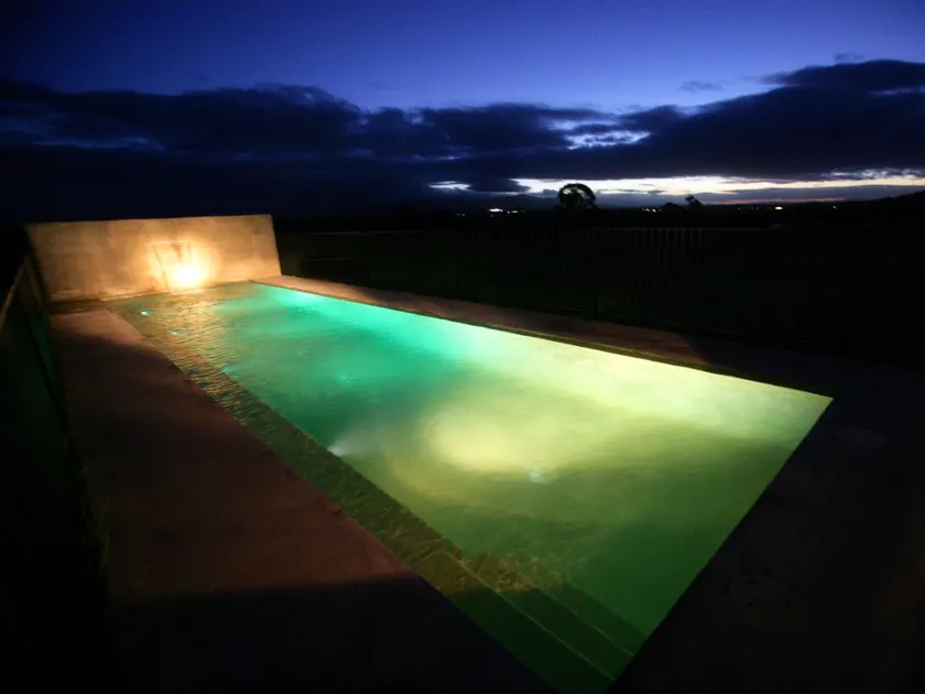 Tonic Hotel - Image 1