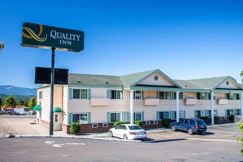 Quality Inn - Image 1
