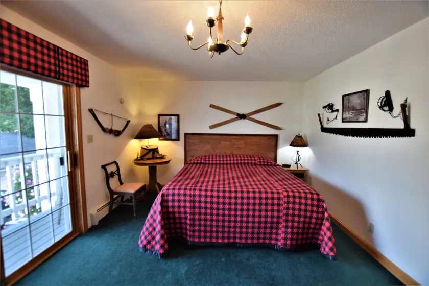 Lakeside Bed & Breakfast - Image 1