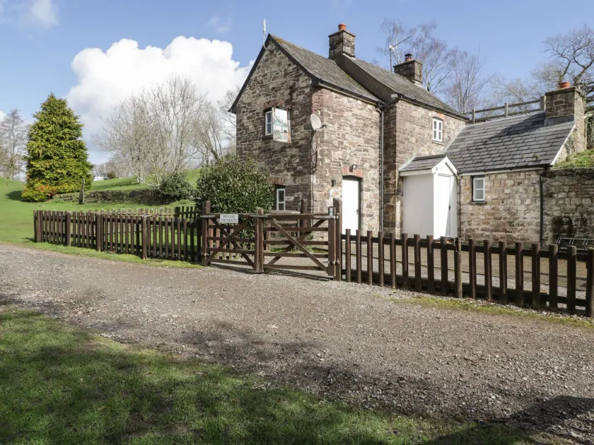 Aqueduct Cottage - Image 1
