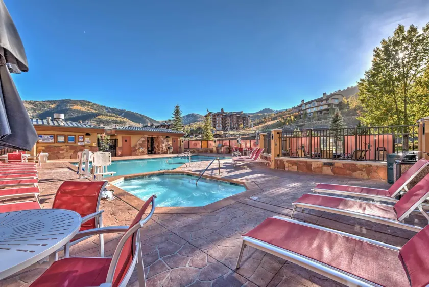 Fully Equipped in the Heart of Canyons Village - Image 1