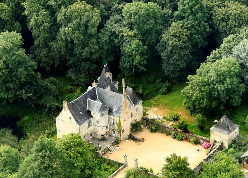 Manoir de Rouessé - Image 1
