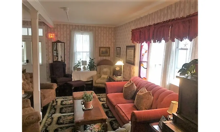 Bath Avenue House - Image 1