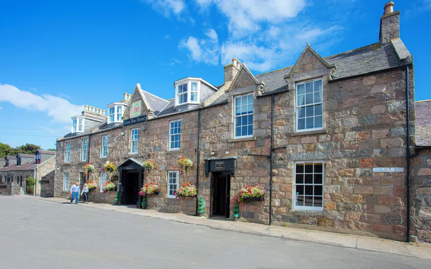 Cove Bay Hotel - Image 1