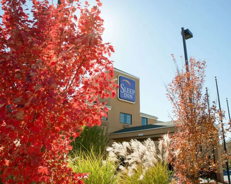 Sleep Inn Asheville - Biltmore West - Image 1