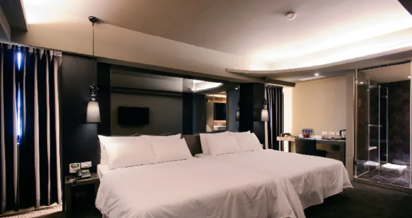 Kiwi Express Hotel - Jiuru Rd - Image 1
