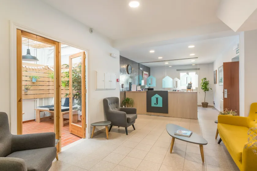 Hostal Jume - Urban Rooms - Image 1