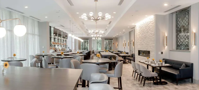 DoubleTree by Hilton Hotel Charlottesville - Image 1