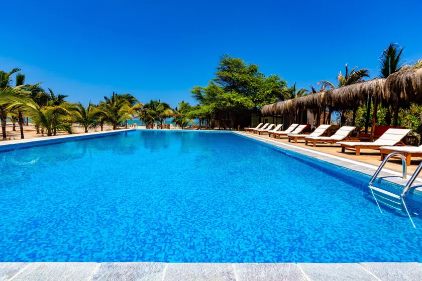 Hotel Punta Camarón Bungalows & Suites - Image 1