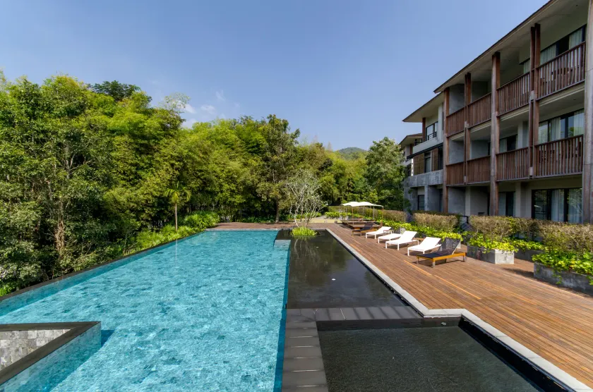Veranda High Residence - Image 1