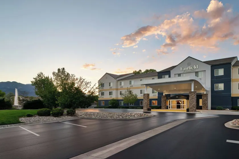 Fairfield Inn & Suites Colorado Springs South - Image 1