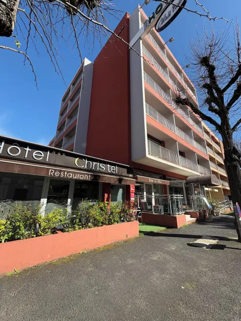 Hôtel Chris'tel Le Puy en Velay - Image 1