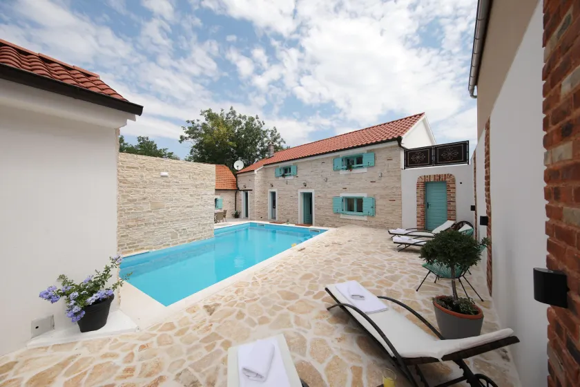 Villa Lapis ZadarVillas - Image 1