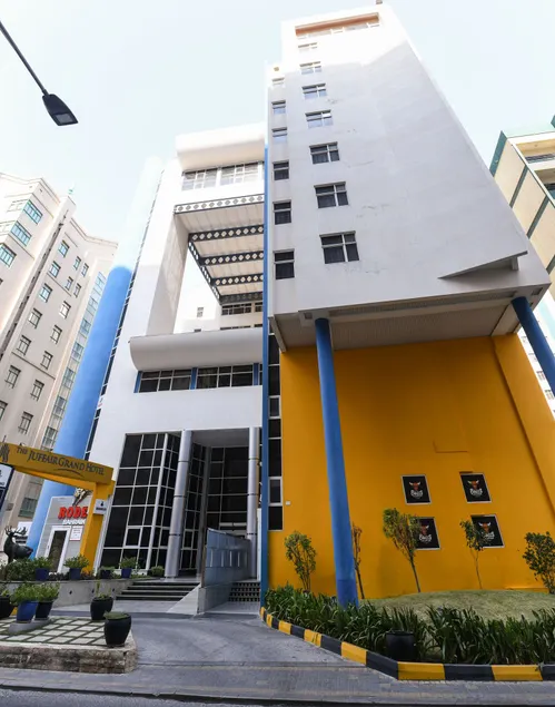 Juffair Grand Hotel - Image 1