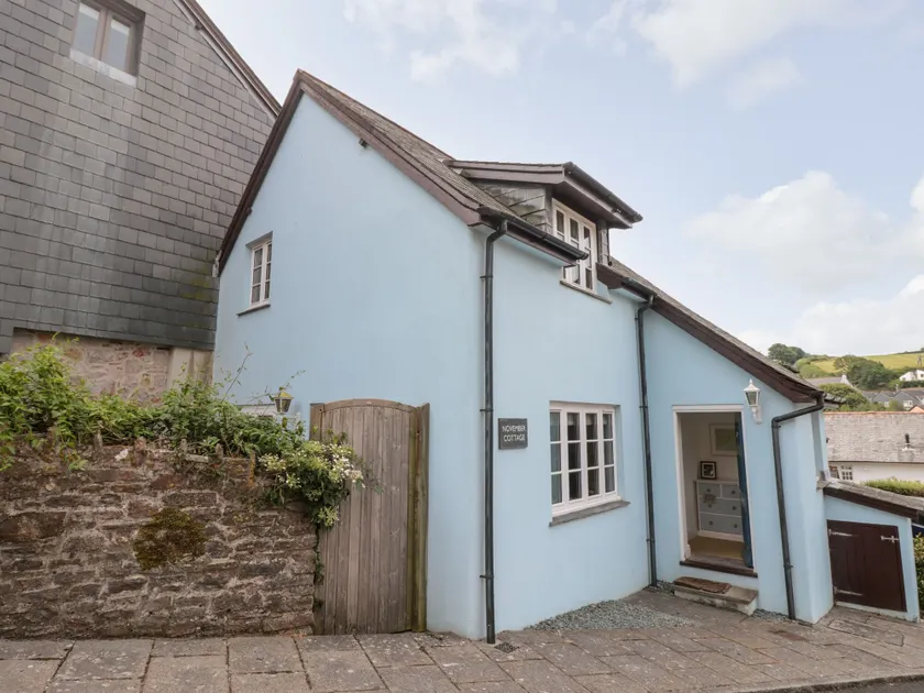 November Cottage - Image 1