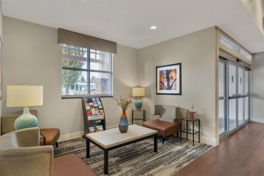 Best Western Plus Arlington/Marysville - Lobby