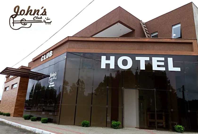 John's Club Hotel - Image 1