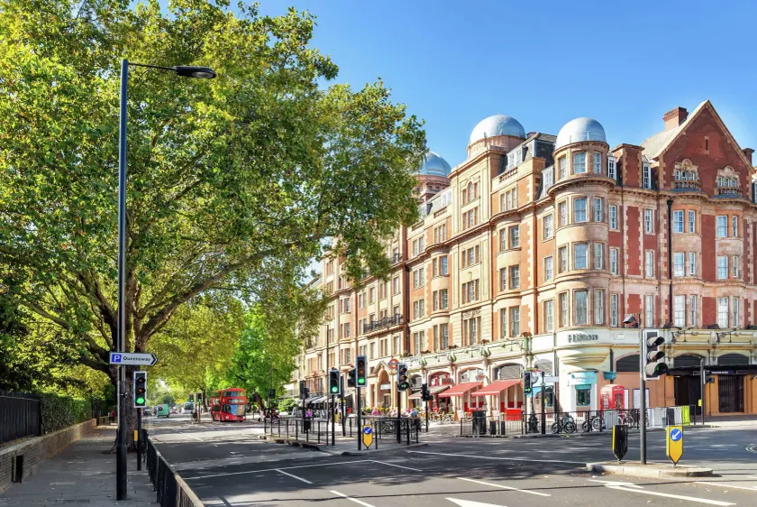 Hilton London Hyde Park - Image 1