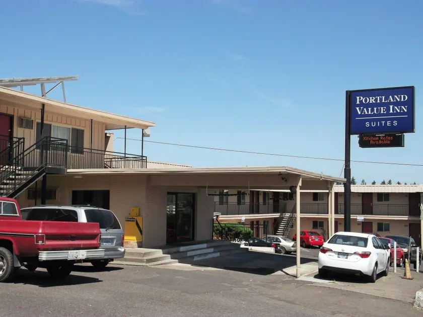 Portland Value Inn & Suites  - Image 1