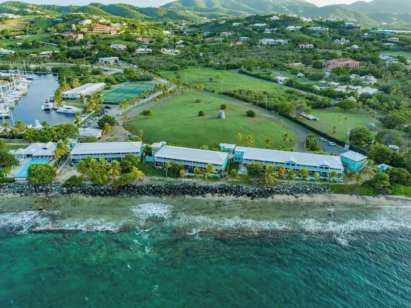 Tamarind Reef Resort Spa & Marina - Image 1